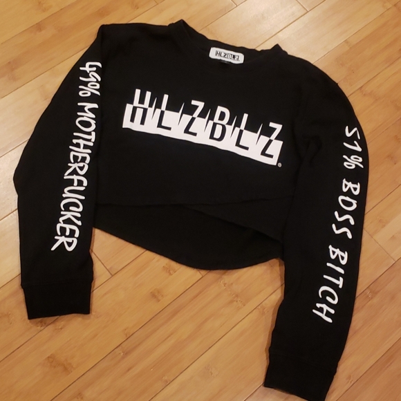 HLZ BLZ Graphic Print Crop Top - Picture 3 of 4